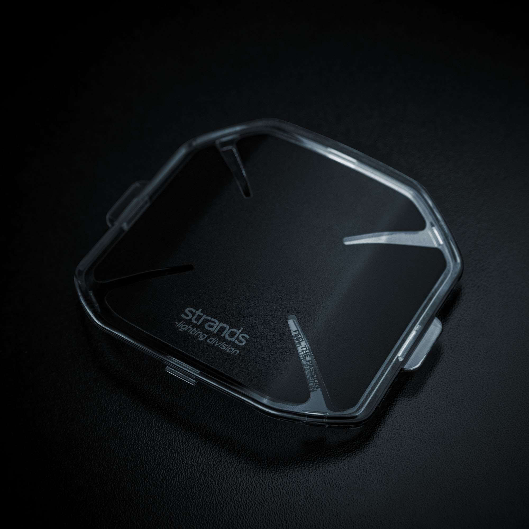 Strands SIBERIA X COVER BLACK 4″