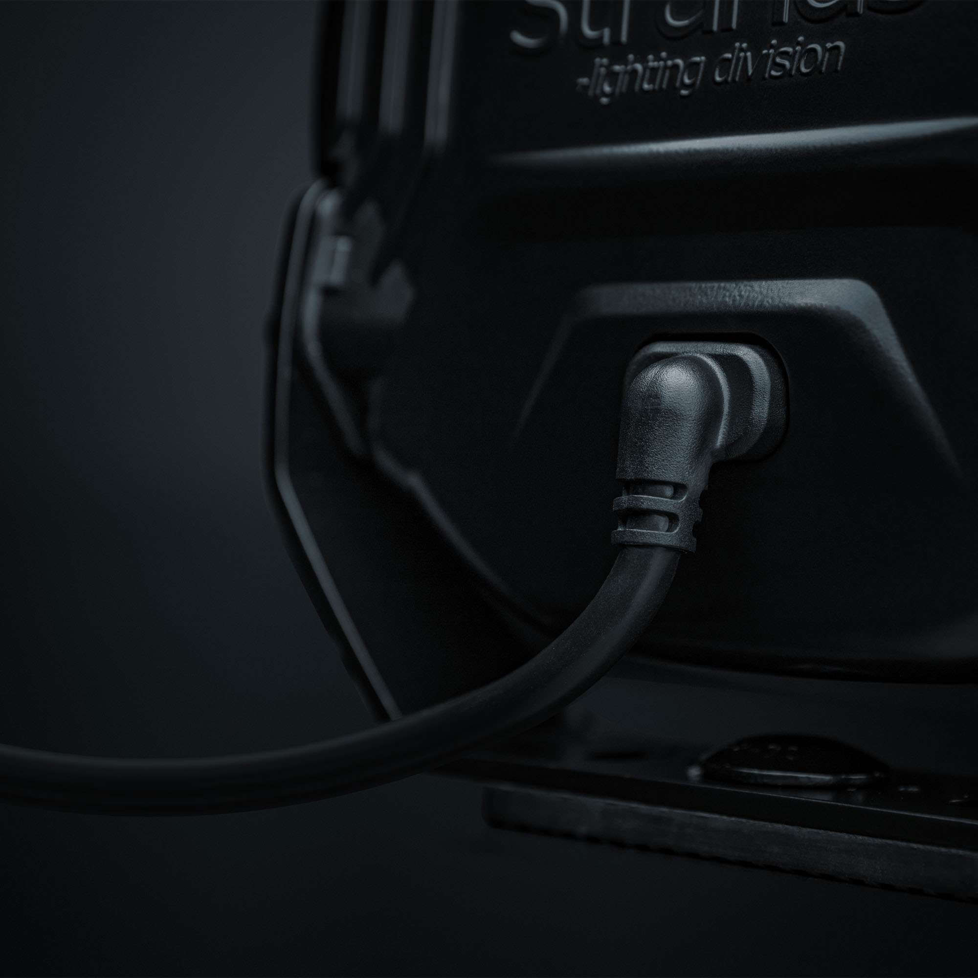 Strands NUUK D-LINE DRIVING LIGHT 9″